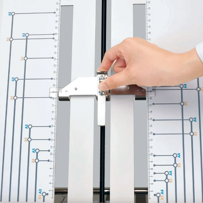 IDEAL 8335 Büro-Falzmaschine